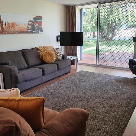 Busselton Holiday Units Szoba fotó